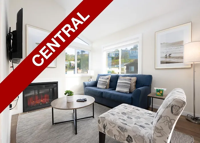 Bright Pacifica Townhouse